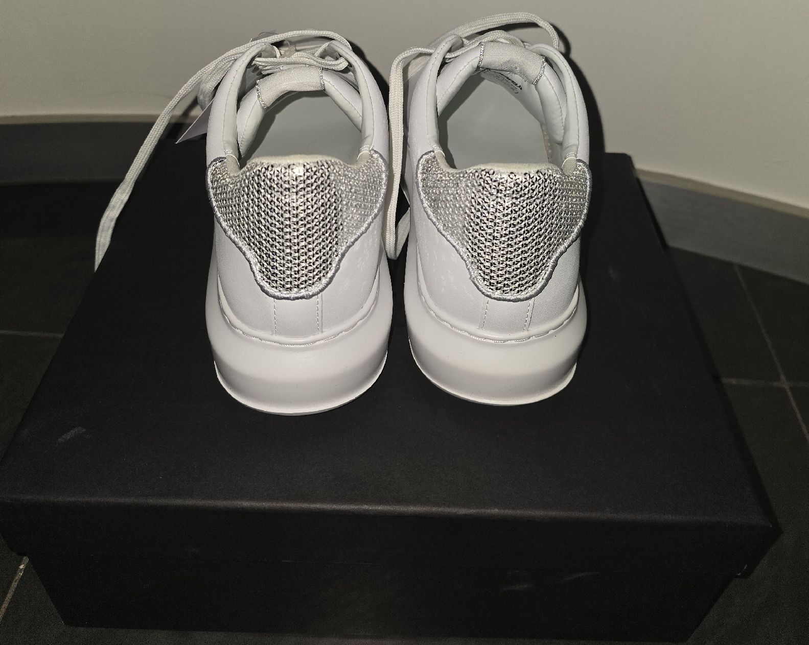 Karl Lagerfeld Scarpe da donna: Karl Lagerfeld Sneaker Neu – Nuovo e nell'imballaggio originale da Basel venduto da BeautyqueenbyNB 2