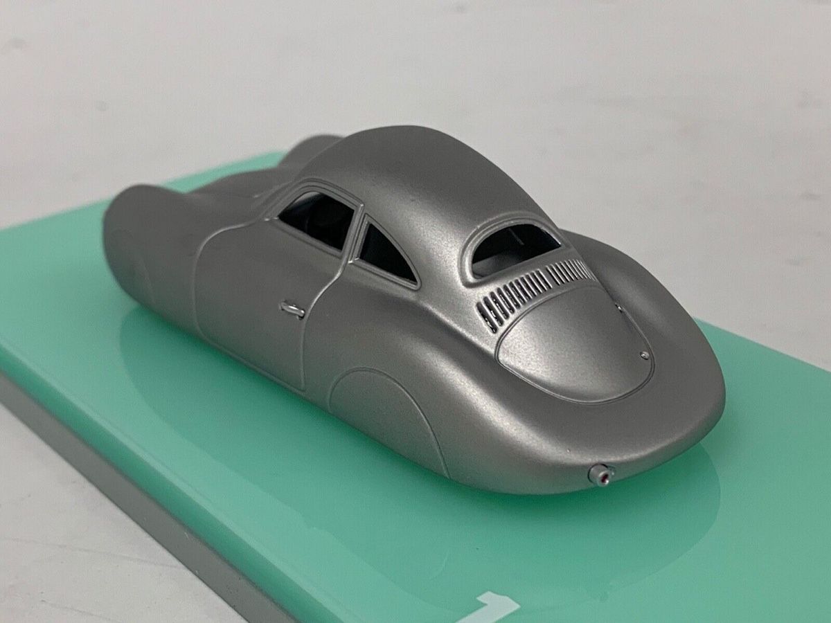 Porsche Modellautos: Porsche Typ64 Skulptur Karosserie – Neu und originalverpackt aus Flawil von Imperiosud 4