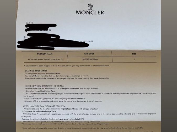 Moncler Vestes: Moncler Maya Short – Neuf (Voir description) à La Chaux-de-Fonds par Titine. 9