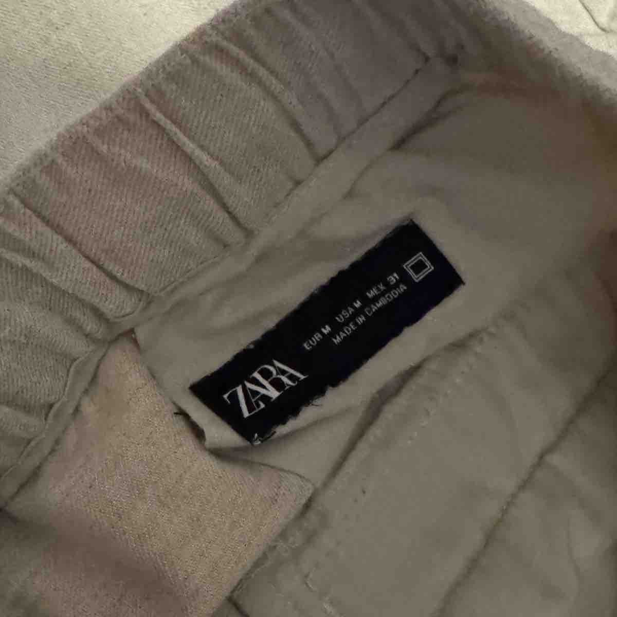 Pantaloni: Zara Freizeithose beige Grösse M neuwertig – Nuovo (secondo la descrizione) da Oetwil am See venduto da kov_k5md 1