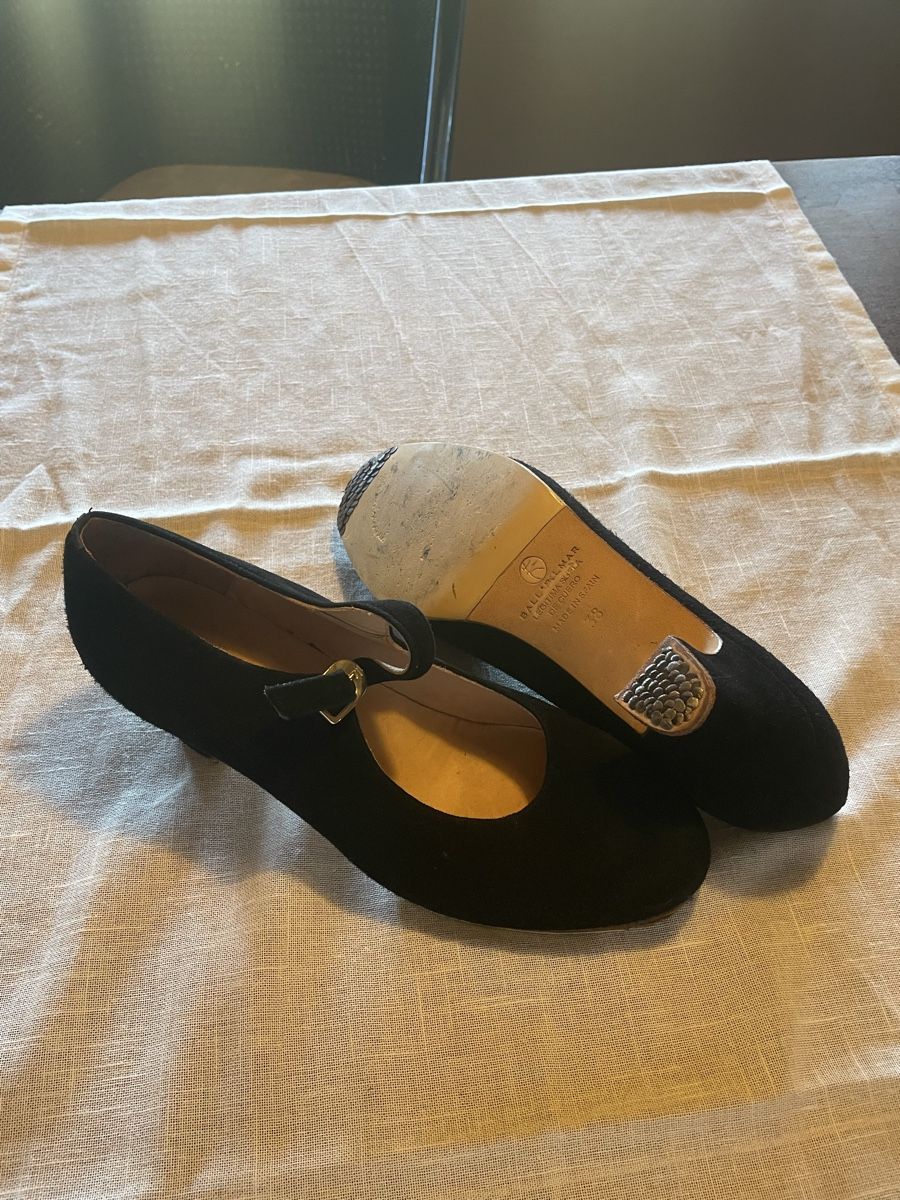 Scarpe da donna: Flamenco Schuhe – Usato da Toffen venduto da angie.4 1