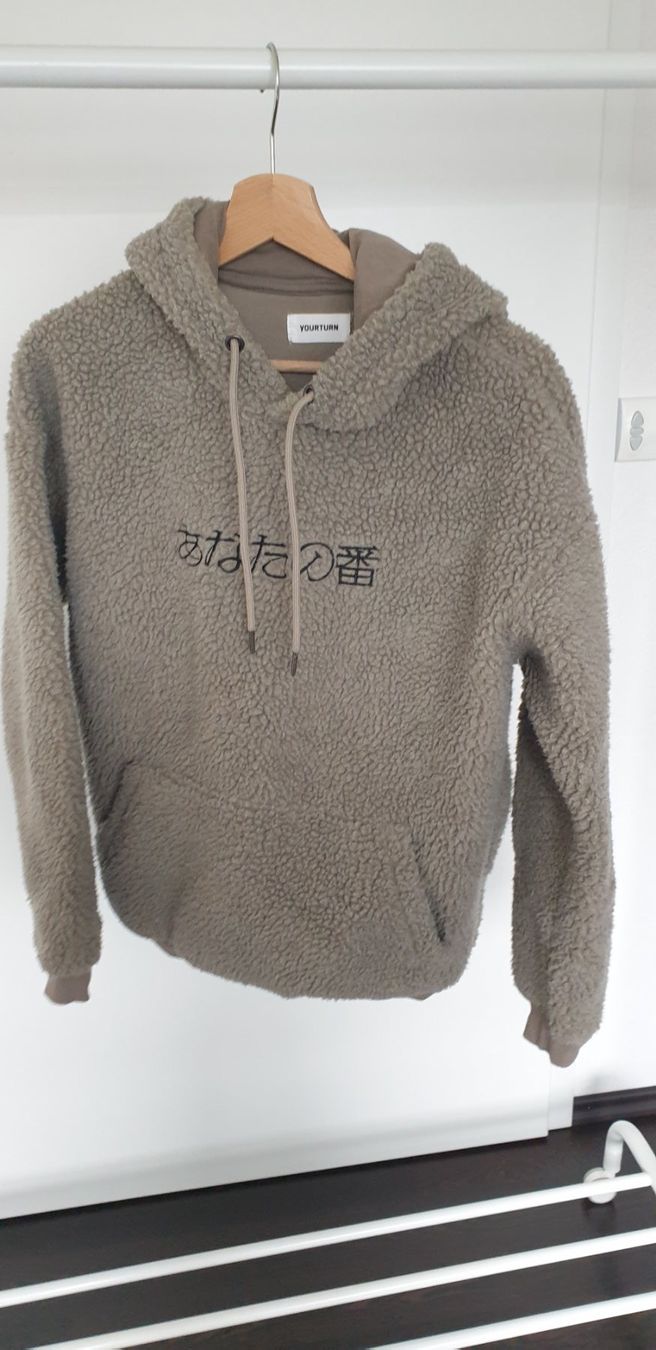 Top: Pull – Usato da Granges-Paccot venduto da jokko
