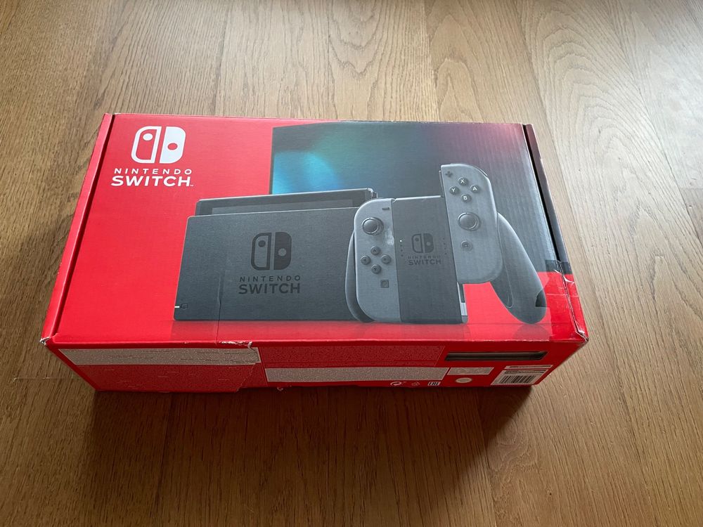 Nintendo Switch Konsole / (grau, guter Zustand) Kaufen auf Ricardo