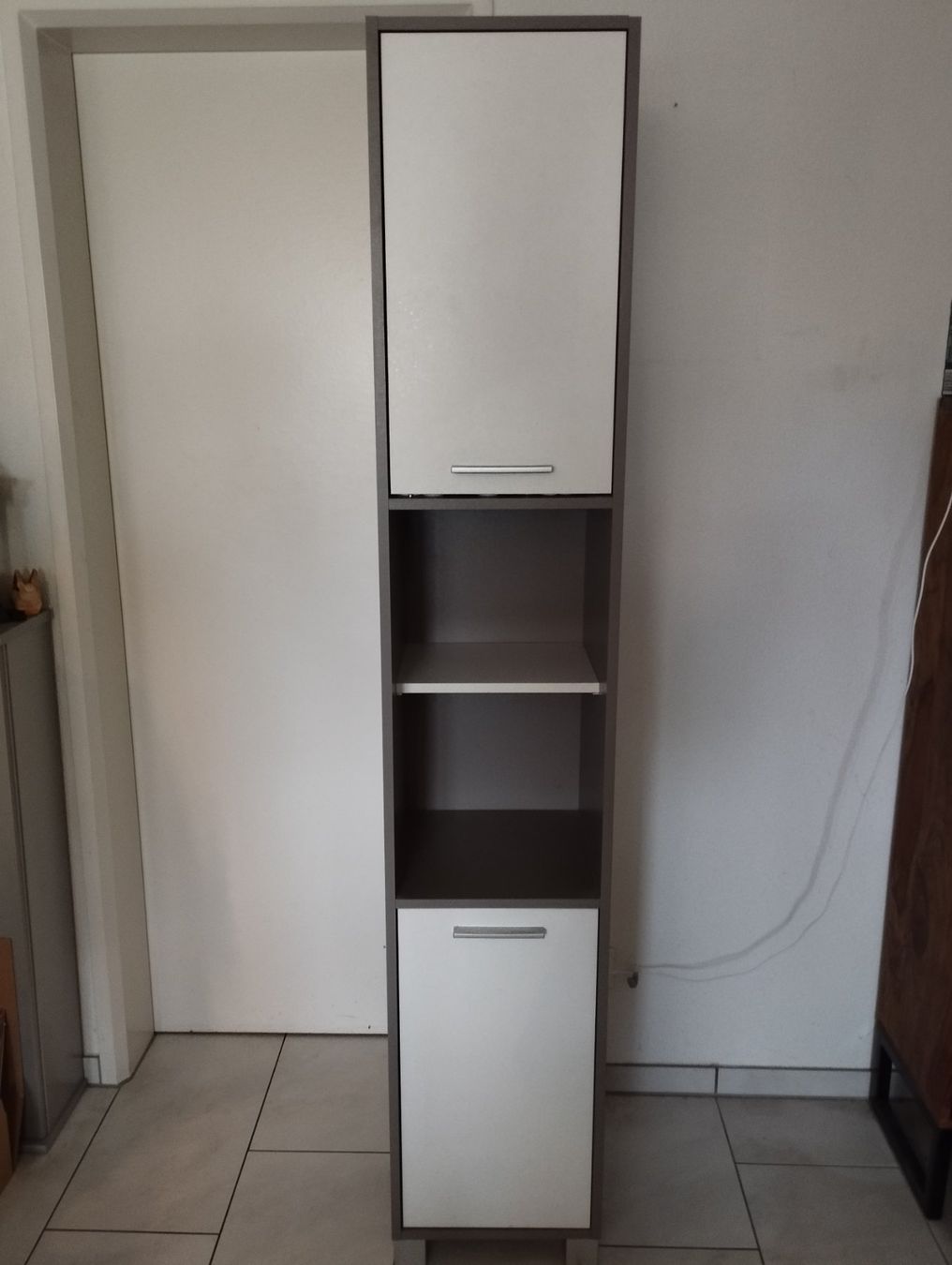Armadi: Schmaler Schrank / Badmöbel – Usato da Zollikofen venduto da zr65