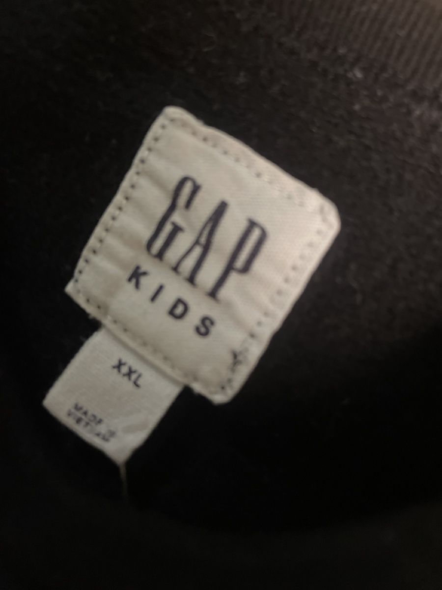Gap Pullover & Sweatshirts: Schwarzer neuwertiger GAP Kids Pullover Gr.152 – Neu (gemäss Beschreibung) aus Obergerlafingen von cabo4 1