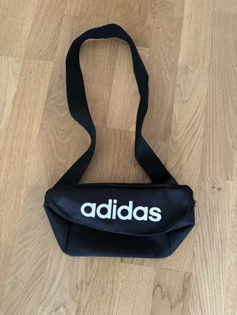 Adidas Umhängetasche, Bauchtasche, schwarz