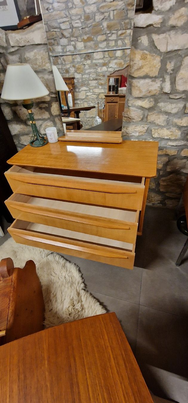 Cassettiere: Vintage Kommode mit Spiegel, Mid Century Set – Usato da Grellingen venduto da syl_t5wm 1