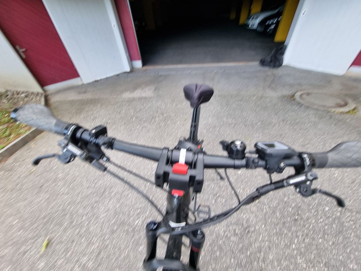 Trek Vélos: Trek Powerfly E-Bike gebrauchter Zustand – D'occasion à Igis par MariM04 1