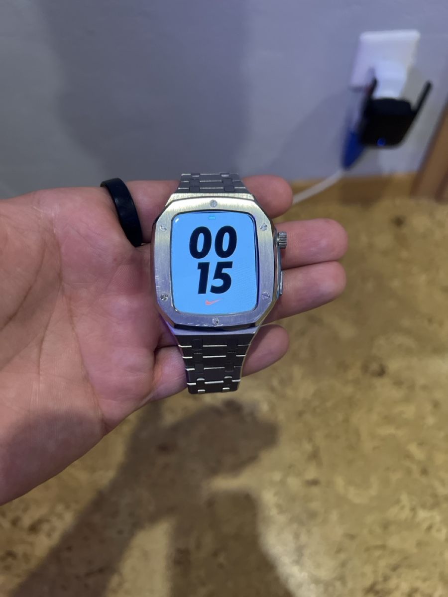 Apple Smartwatch: Apple Watch mit Edelstahlgehäuse – Usato da Altendorf venduto da TISPA.SHOP 1