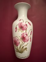 Royal Bavaria KPM Vase, handbemalt, Lilien