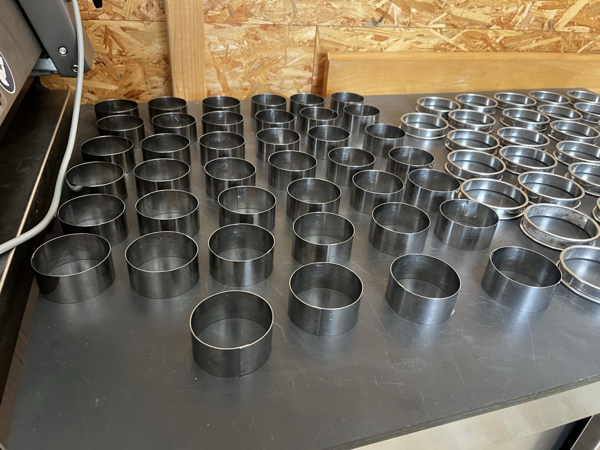 Elettrodomestici da cucina: 2x40 TOP Anrichte Ringe ROBUST  – Usato da Dittingen venduto da Cervolino77 1