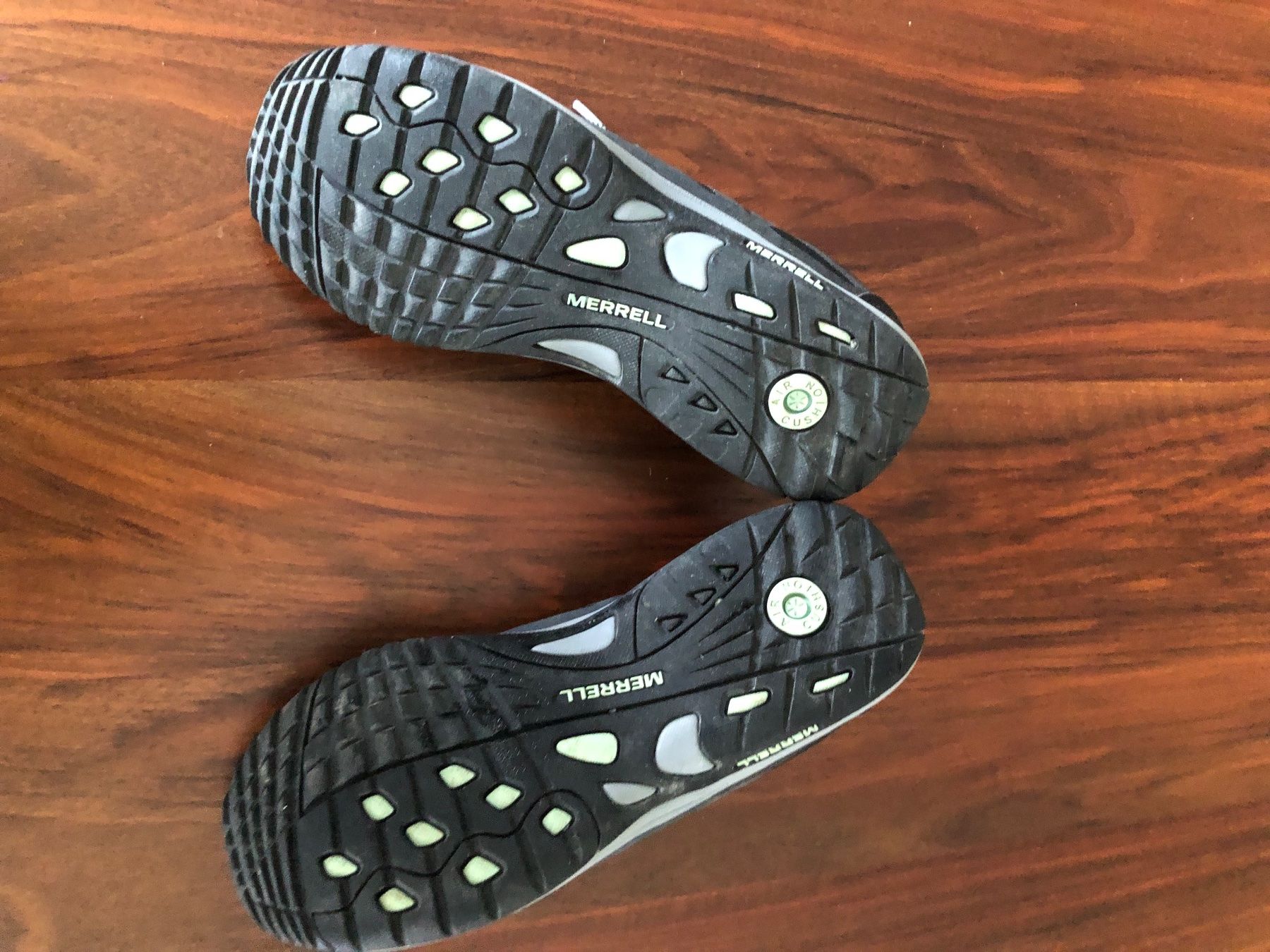 Merrell Scarpe da donna: Merrell Wanderschuh,Gr. 38, neuwertig – Usato da Wettingen venduto da Bojanic8 2