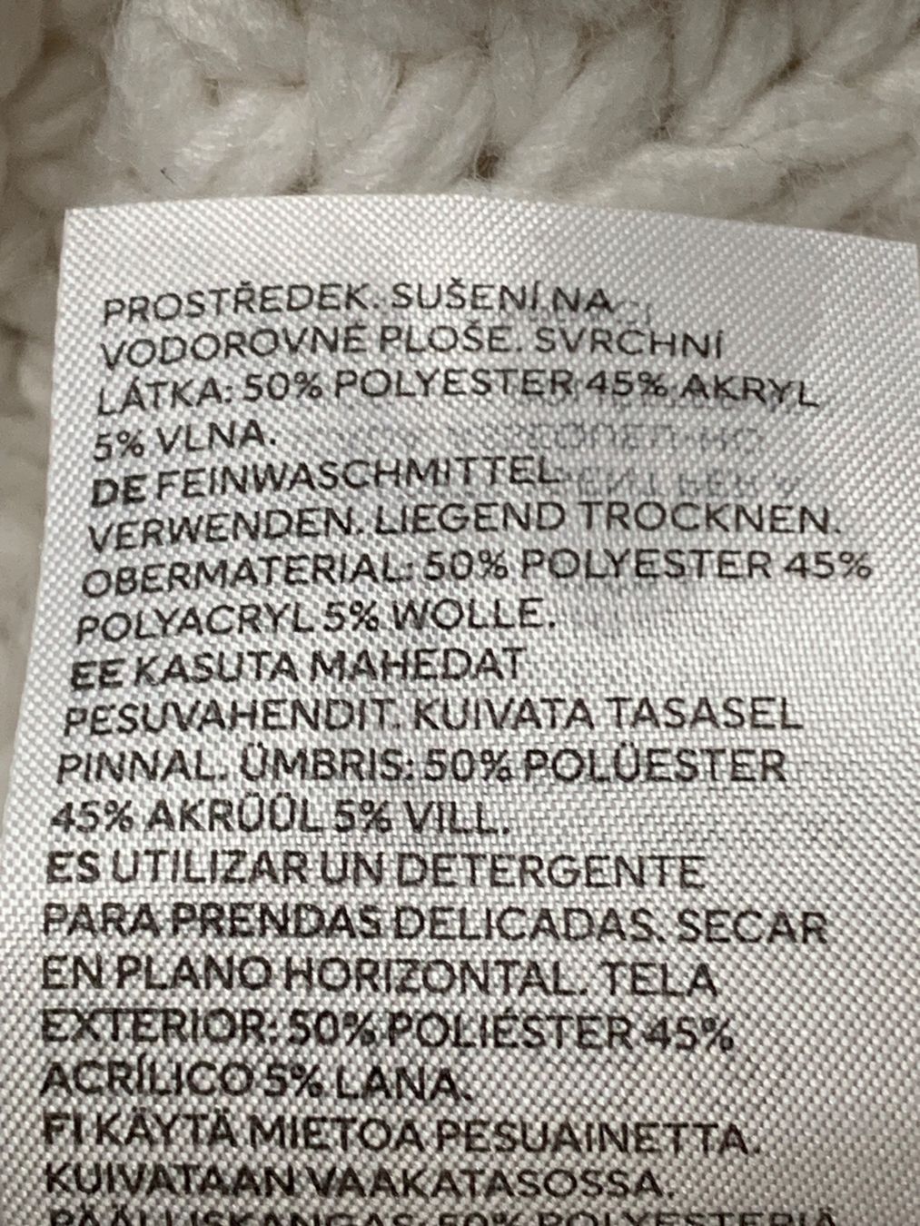 Maglioni & Felpe: Kurzer Pullover mit V- Ausschnitt von H&M Gr. S – Usato da Ellikon an der Thur venduto da Bali1999 5