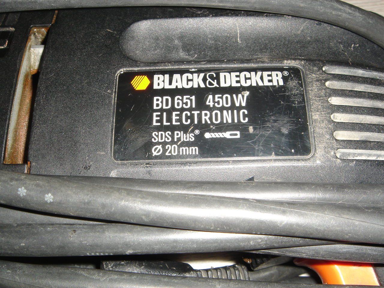 Perceuses: Black+Decker-Bohrhammer BD 651 450W mit diversen Bohrer – D'occasion à Büren an der Aare par Strahler0 3
