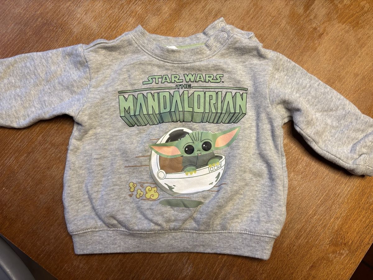 H&M Maglioni & Felpe: Baby Yoda Pullover, Grösse 68, Star Wars – Usato da Frutigen venduto da fly222