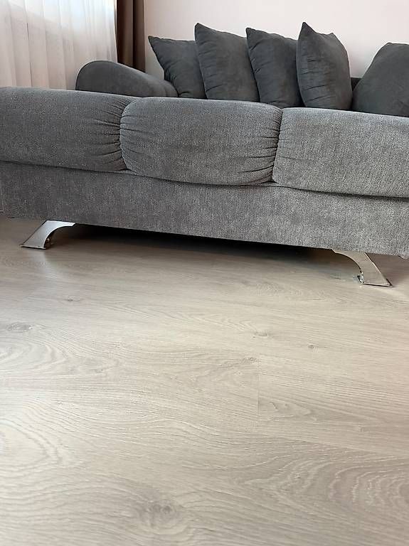 Sofas: Ecksofa – Gebraucht aus Arbon von BuliS 1