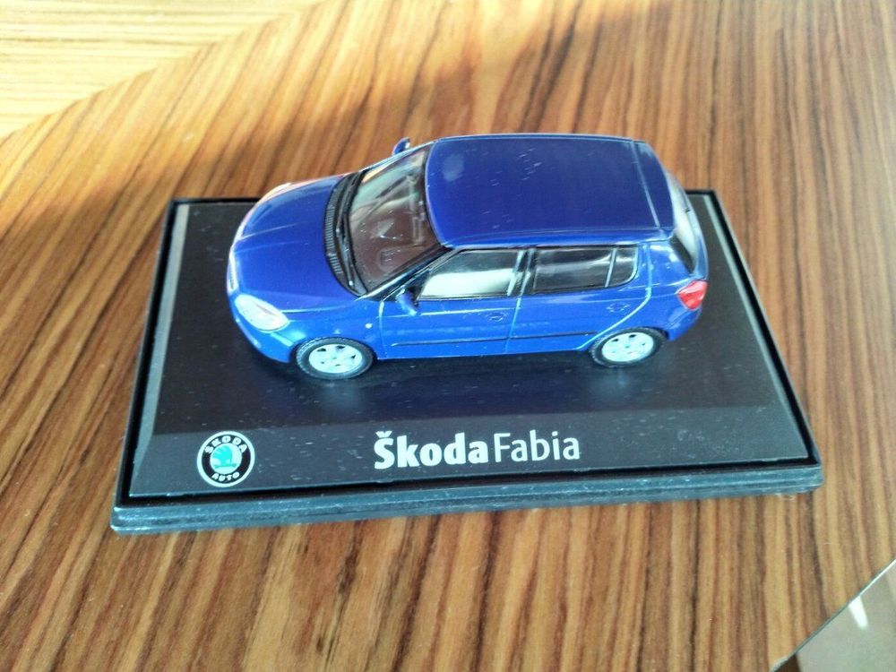 Modellauto Skoda Fabia II (blau)