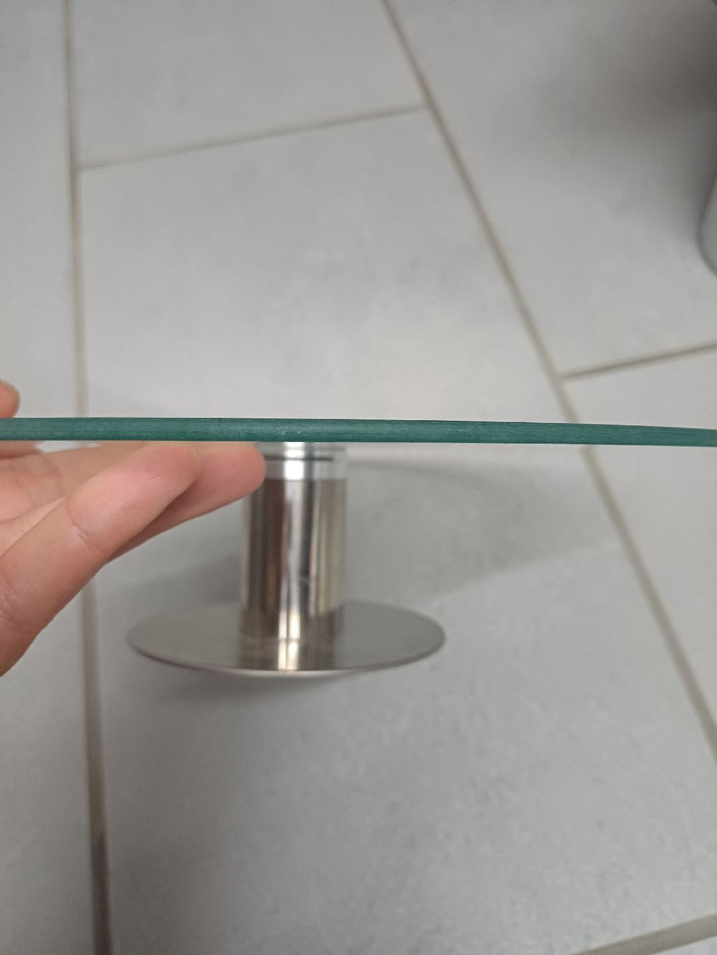 Piatti di portata: Glass Cake Turnbase with Metal Base 30 cm Diameter Used – Usato da Brugg AG venduto da Chaes-chueechli 1