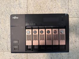 NAS: Fujitsu CELVIN NAS Q902, 6 hot swap fähige Laufwerke
