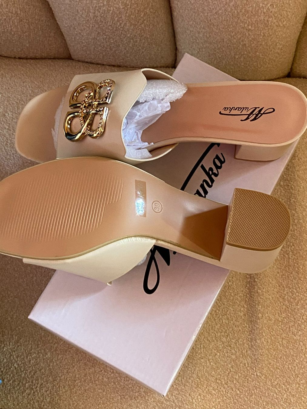 Damenschuhe: DAMEN SCHUHE -BEIGE – Neu und originalverpackt aus Meienried von ManuelaBoutique 3