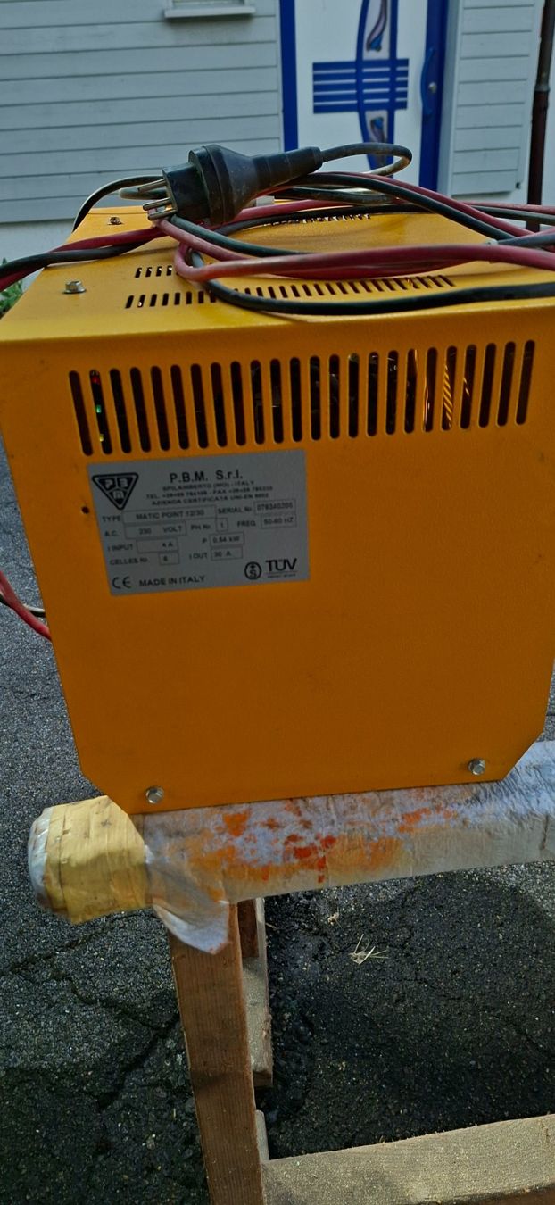 Tutte le macchine: Wischmaschine – Usato da Gommiswald venduto da Finnder1 6