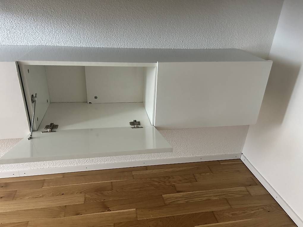 Mobili TV: 4x Wandregal weiss hochglanz – Usato da Affoltern am Albis venduto da maksi_da 2