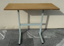 Praktisches Stehpult 40 x 100 cm, Top Zustand