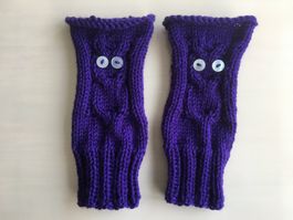Pulswärmer selbstgestrickt Eulenmotiv violett "Neu"