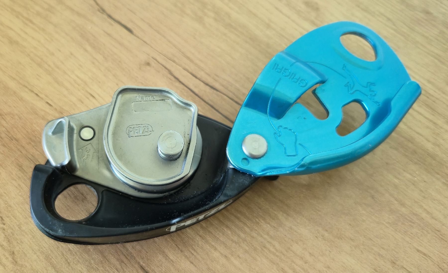 Attrezzatura da arrampicata: Petzl Grigri – Usato da Zürich venduto da ILove2ndHandCommerce 2