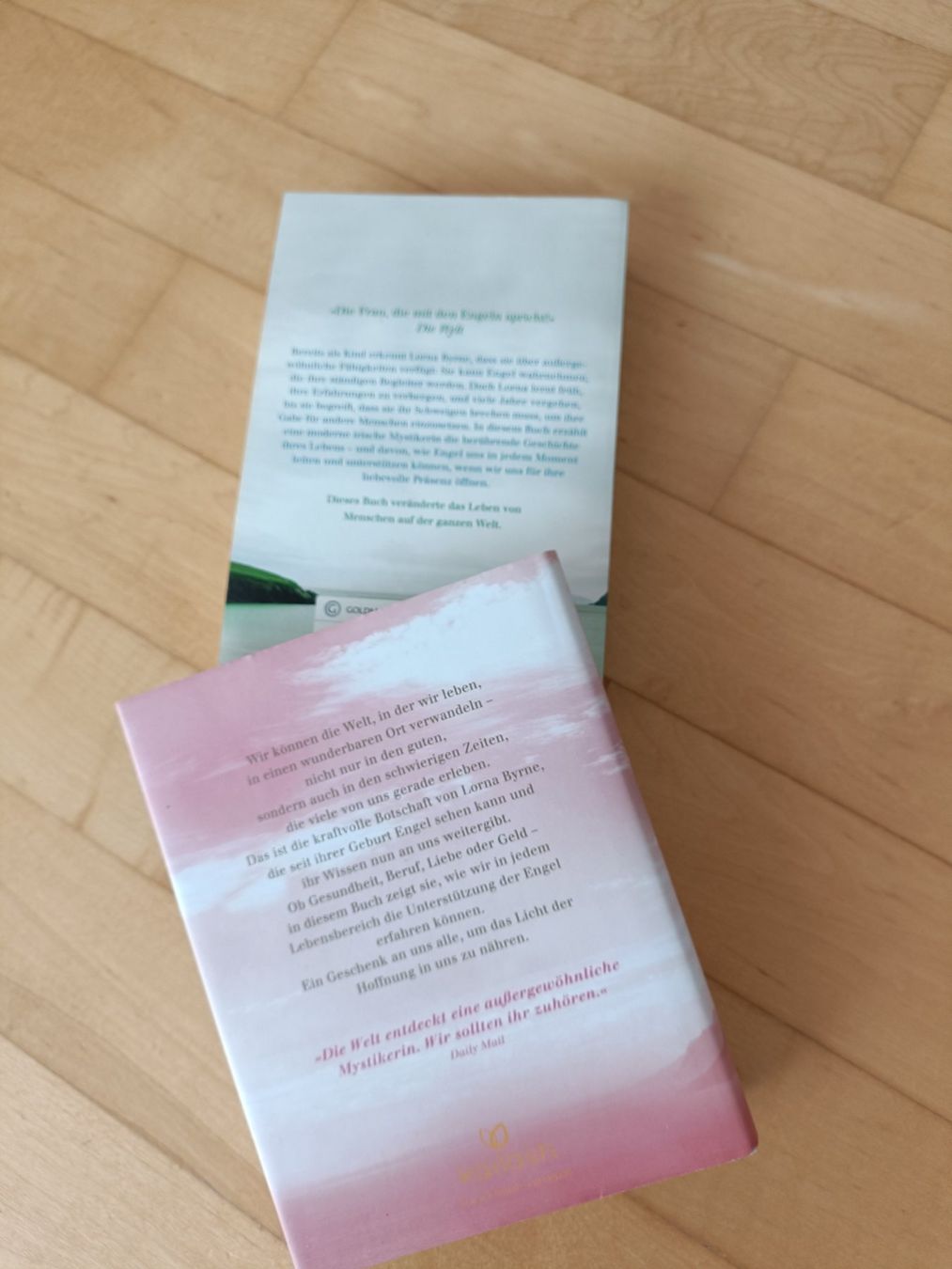 Libri: Lora Byrne 2 Bücher über Engel – Nuovo (secondo la descrizione) da Gossau SG venduto da scania1509 1