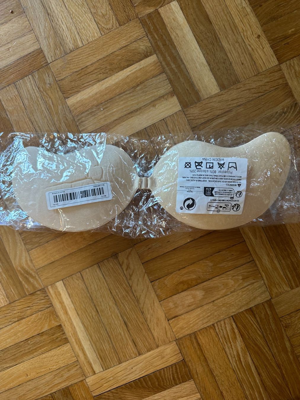Altra biancheria intima: BH – Nuovo (secondo la descrizione) da Balsthal venduto da dasesaro