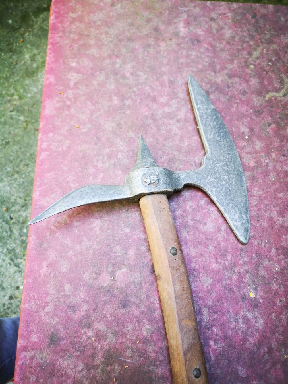 Altre raccolte & rarità: Mittelalter streit Axt – Usato da Schaffhausen venduto da Leveron13 6