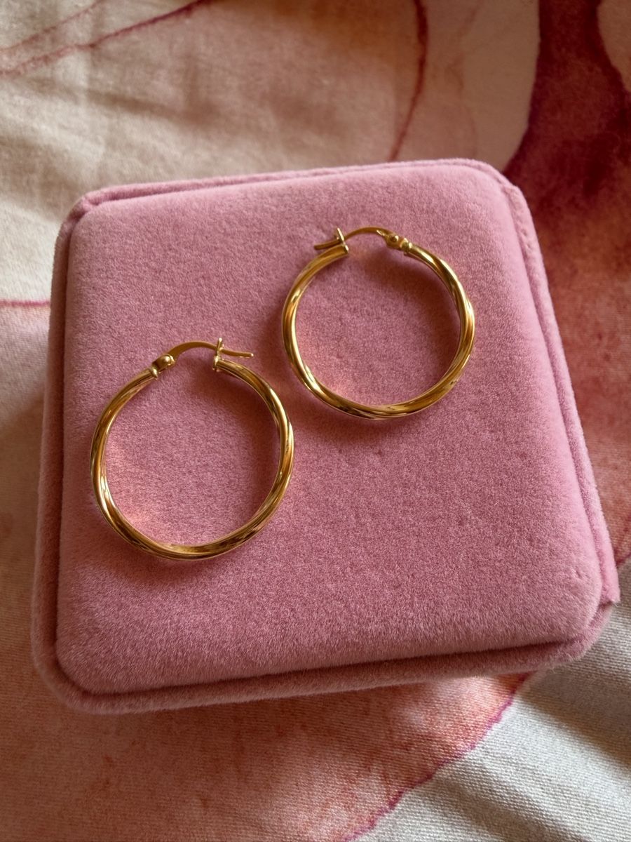 Boucles d'oreille: 750 Yellow Gold Loop Earrings – Neuf (Voir description) à St.Josefen par lop_lh8d 1