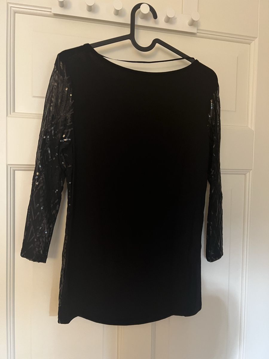 Tops: Black Long Sleeve Top with Sequins Pattern Size M – D'occasion à Zürich par san_t2jq 2