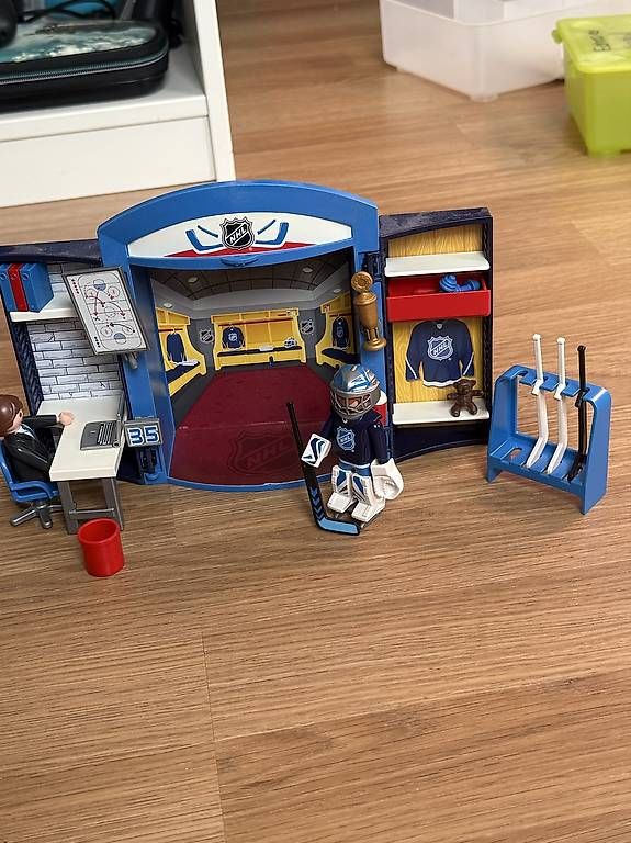 Spielzeuge: Playmobil Eishockeybox – Gebraucht aus Bonaduz von aye_qh6g 1