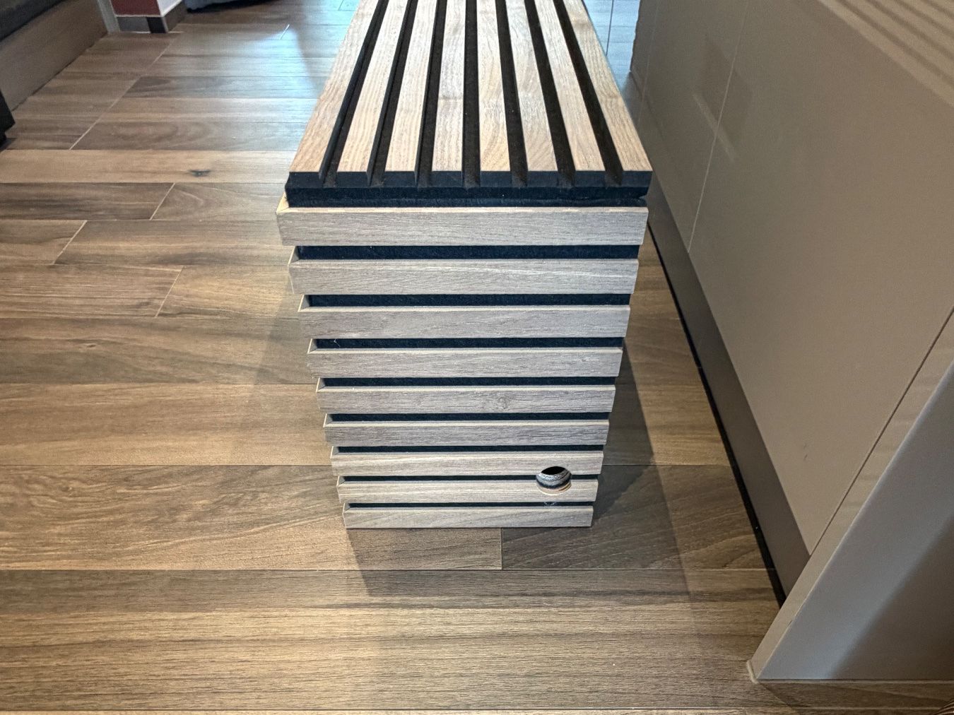 TV Möbel: HiFi Möbel - für hinters Rack – Gebraucht aus Horgen von Auction-Kings 2