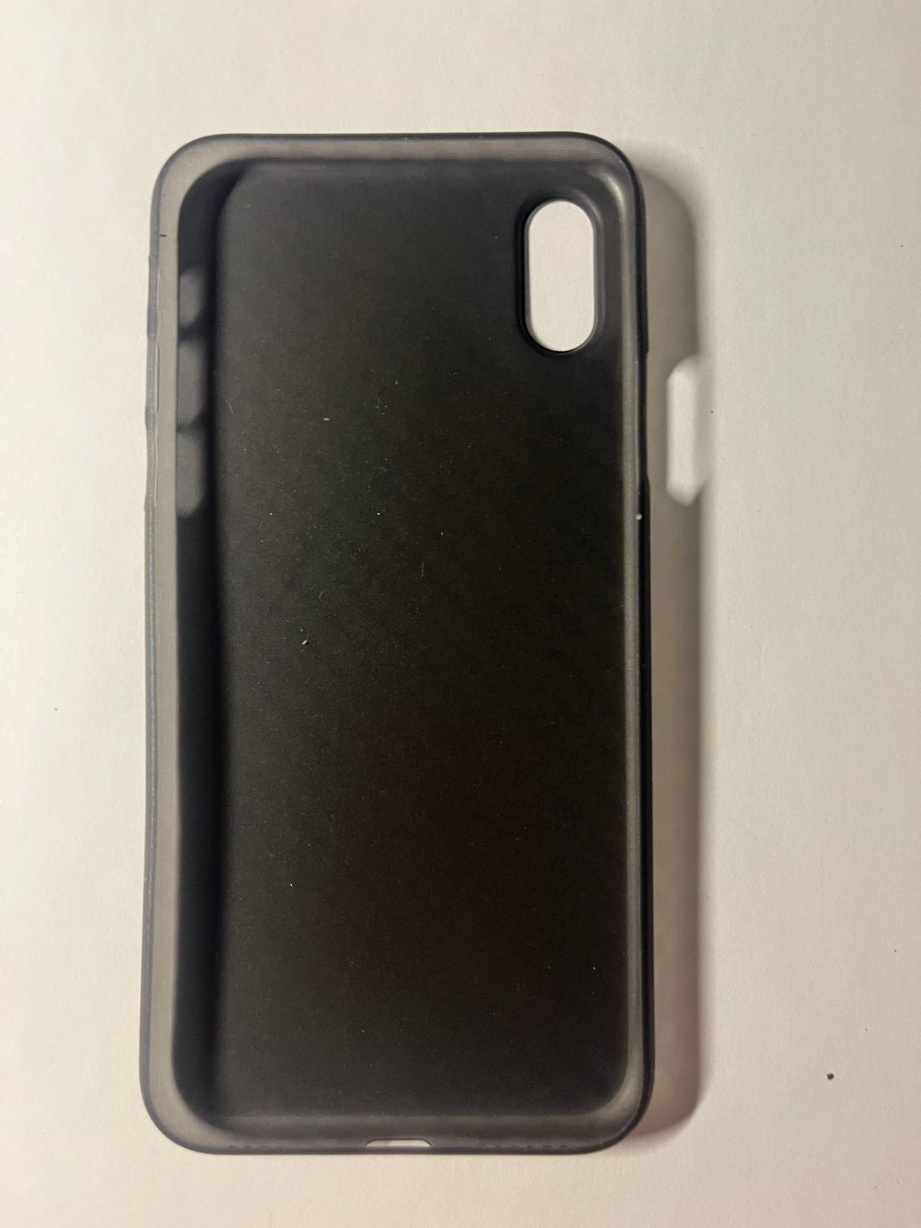 Coques & Protection écran: Schutzhülle Case iPhone X Schwarz, Rot oder Blau – Neuf (Voir description) à Hubersdorf par Gewonnen 1