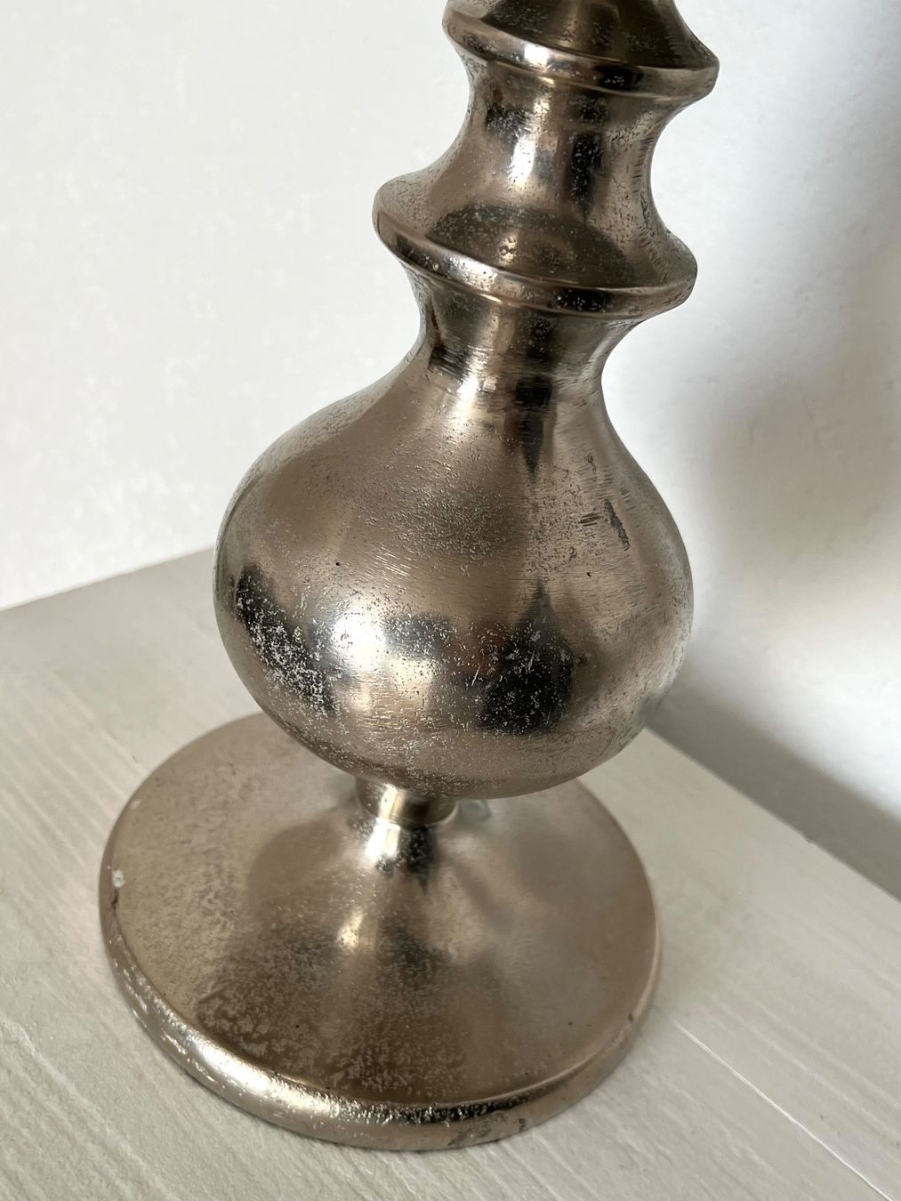 Pfister Lampade: Tischlampe mit Samtschirm - Aluguss silbern – Nuovo (secondo la descrizione) da Oberaach venduto da Maidup 1