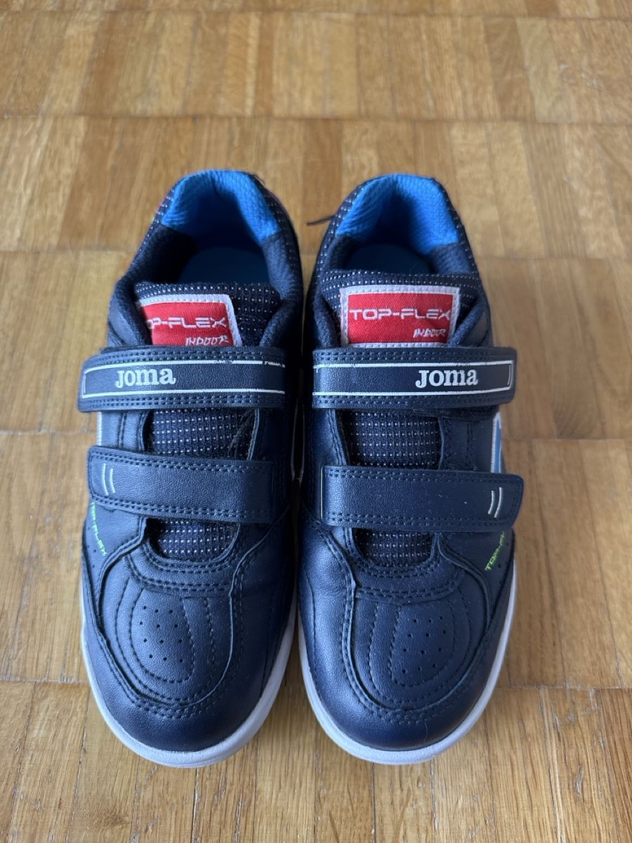 Schuhe für Jungen: Hallenschuhe Joma Grösse 37 – Gebraucht aus Winterthur von des_cv25