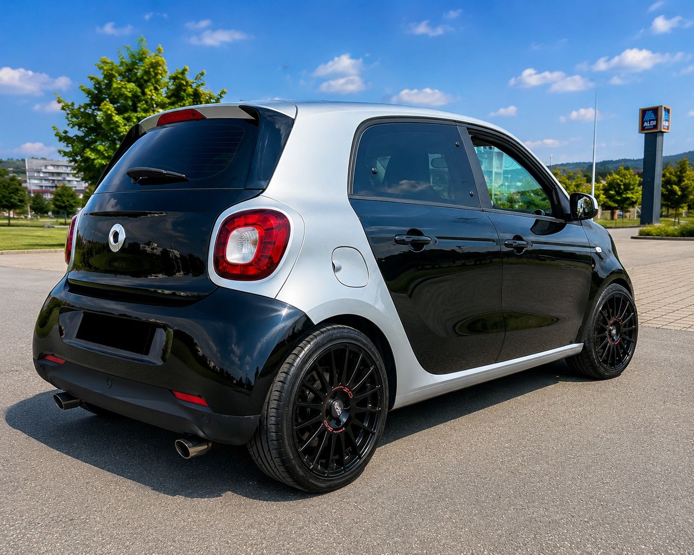Smart Automobili: Smart ForFour mit OZ und Brabus felgen – Usato da Wohlen AG venduto da Apo2k 2