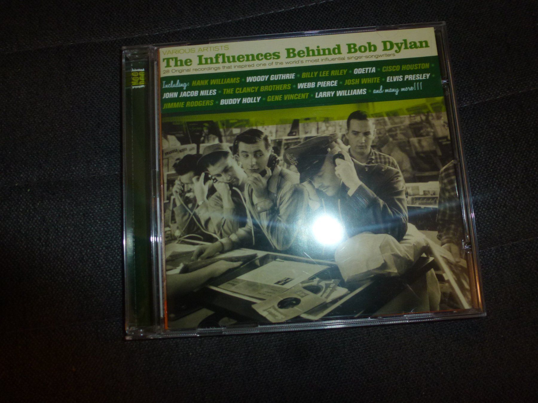 CD: The Influences Behind Bob Dylan CD – Usato da Olten venduto da Disc-Ausverkauf