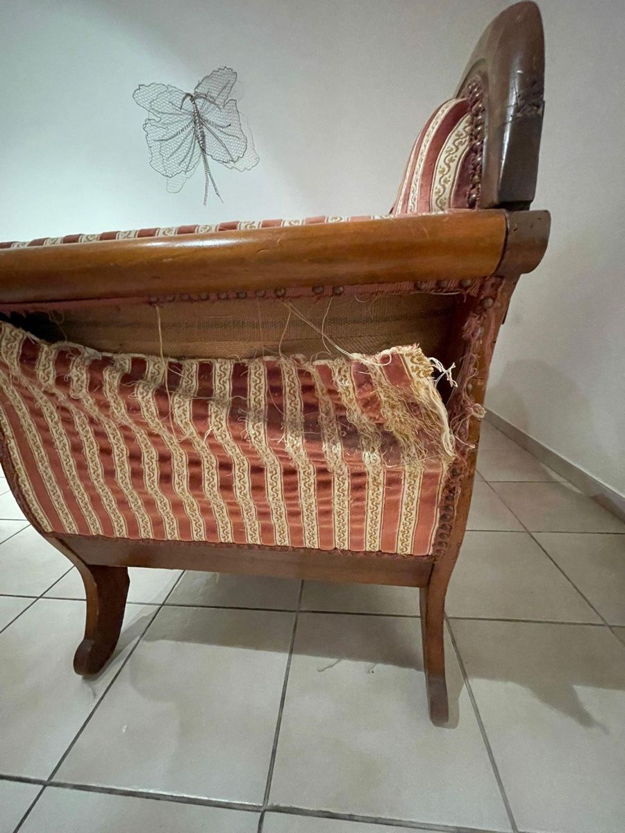 Divani: Antike Couch / Sofa, rot-beige gestreift – Usato da Oekingen venduto da Marc.712 1