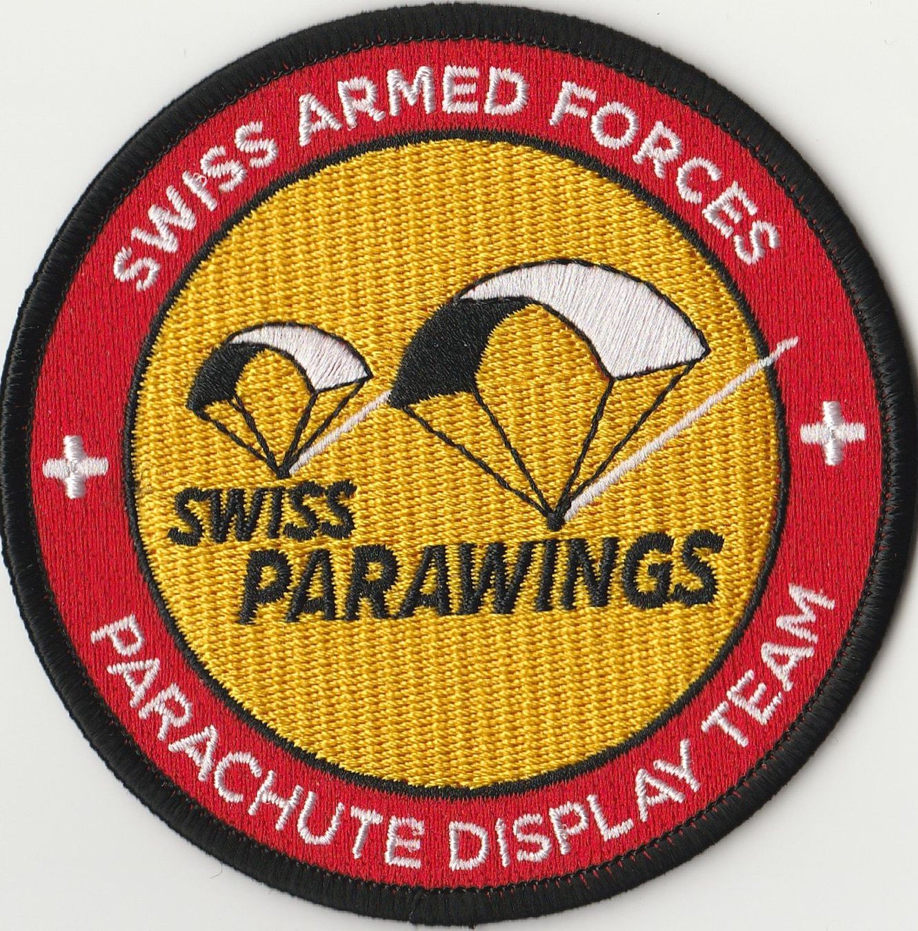 Schweizer Armee Placchette & Badge: SWISS ARMED FORCE PARAWINGS DISPLAY TEAM Stoff mit Klett – Nuovo (secondo la descrizione) da Emmenbrücke venduto da airplane47