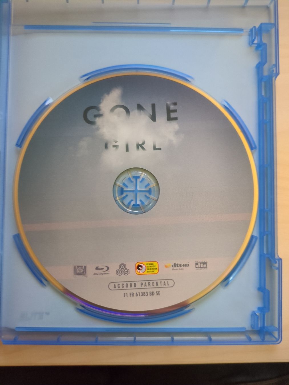 Tutti i DVDs: Gone Girl - Blu-Ray – Nuovo (secondo la descrizione) da Gland venduto da Kyostal 2