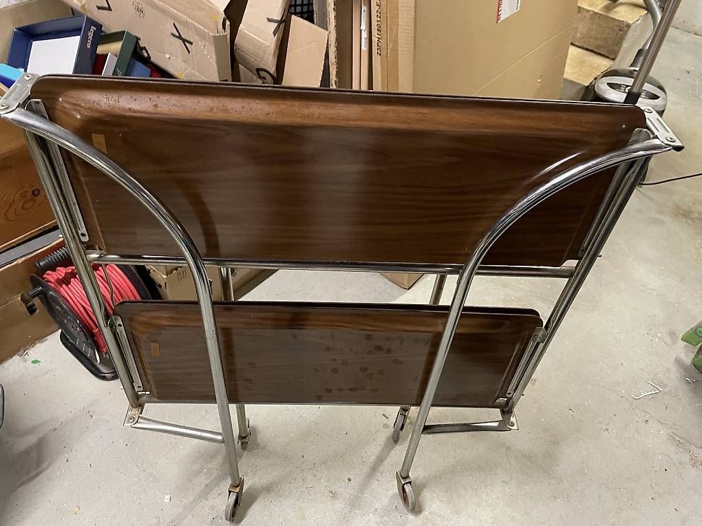 Wiegen & Stubenwagen: Vintage Servierwagen/Dinett klappbar – Gebraucht aus Münchenstein von Bergsalamander 1