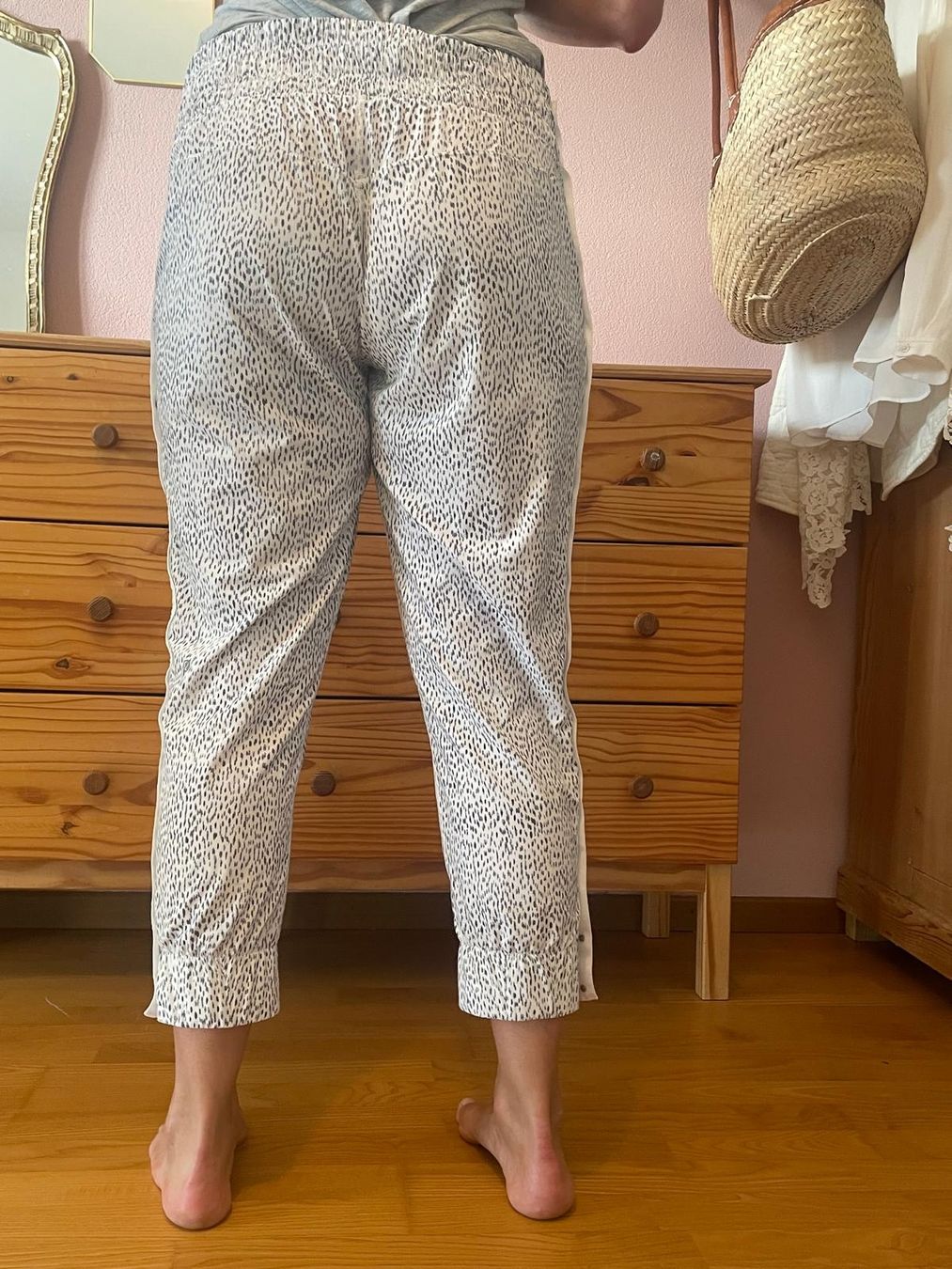 Lululemon Pantaloni: Lululemon Sommer Freizeithose – Usato da Arni AG venduto da Jaggy36 2