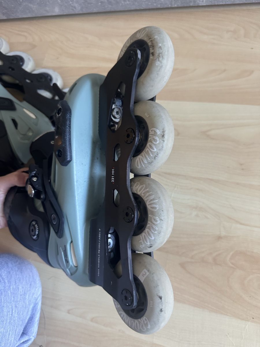 Decathlon Inline-Skating & Rollschuhe: Oxelo Inline Skates - Size 37 - Good Condition - Summer Fun! – Gebraucht aus Baden von atr_59qy 1