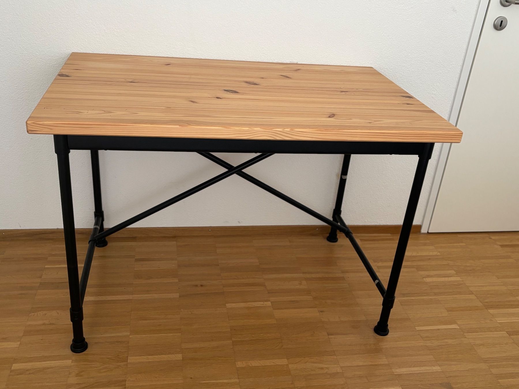 Scrivanie: Schreibtisch – Usato da Aarau venduto da son_yns7 2