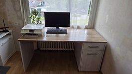 Bürotisch zu verschenken