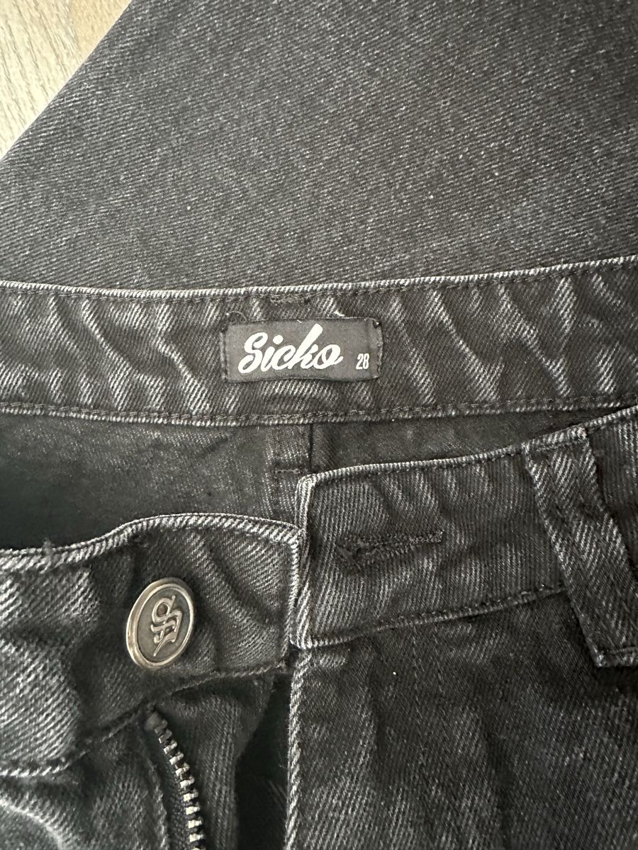 Jeans: SICKO Jeans von Metro Boutique – Gebraucht aus Schwanden von kisi79 2
